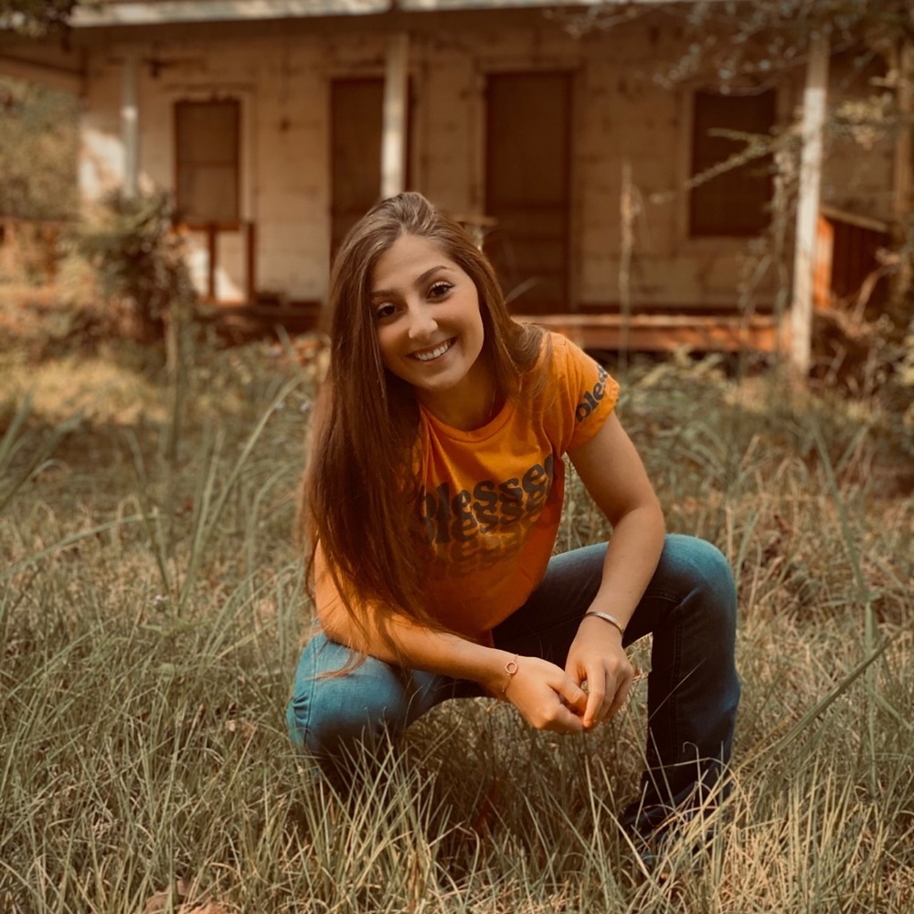 Meet your Posher, Hannah